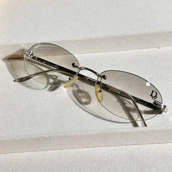 DIOR VINTAGE TINTED LOGO CAT 29GNM SUNGLASSES - Picture 1 of 10